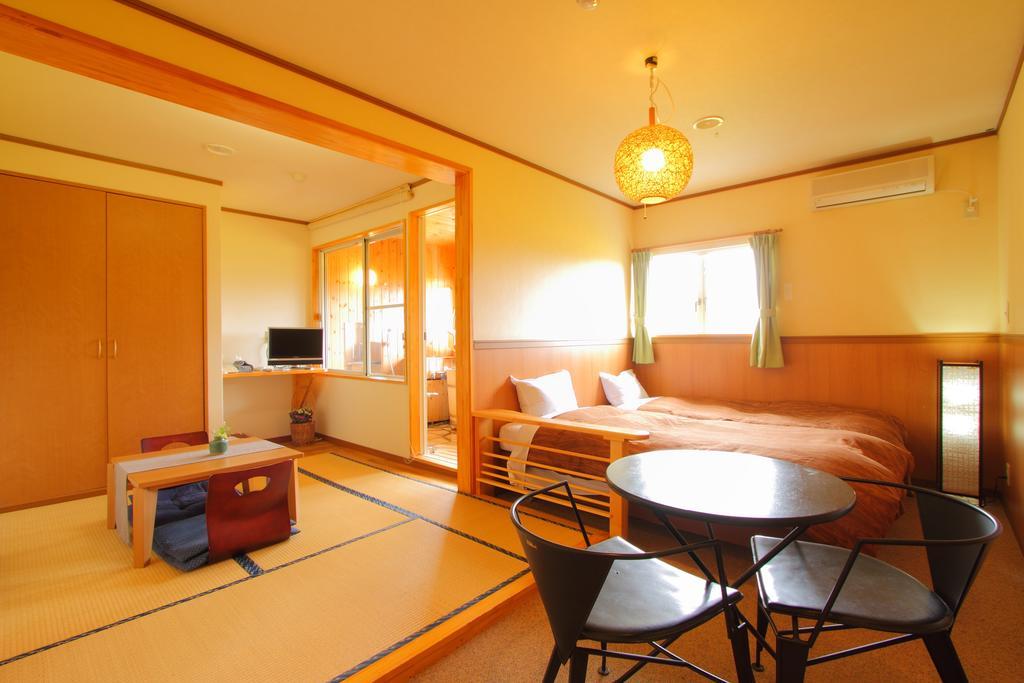 Funny Inn Hakuba Exterior foto