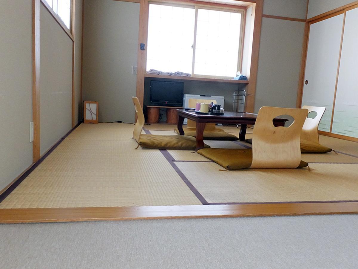 Funny Inn Hakuba Exterior foto